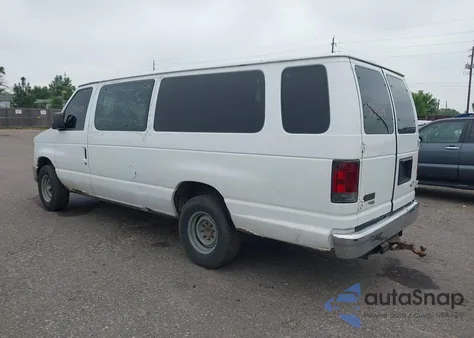 2013 Ford Econoline E350 Super Duty Wagon z USA, uszkodzony, nr VIN 1FBSS3BS0DDB18166